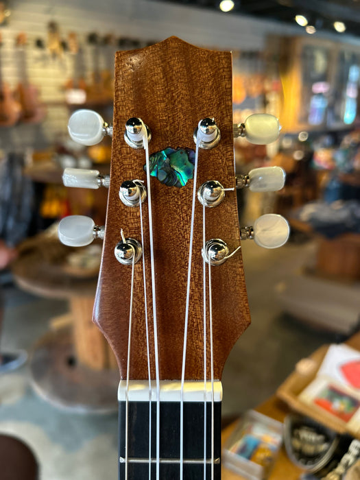 Plain Koa 6 String - Tenor